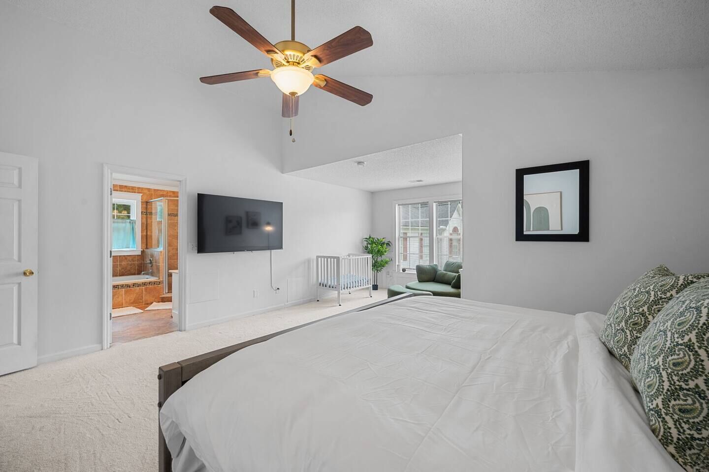 4 bedrooms, iron/ironing board, travel crib, WiFi