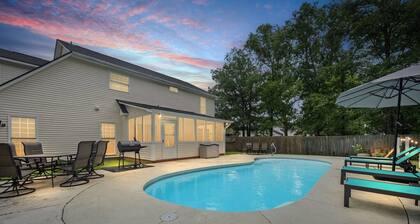 Upscale Country Gem, Pool+Hot Tub, Games, Fire Pit