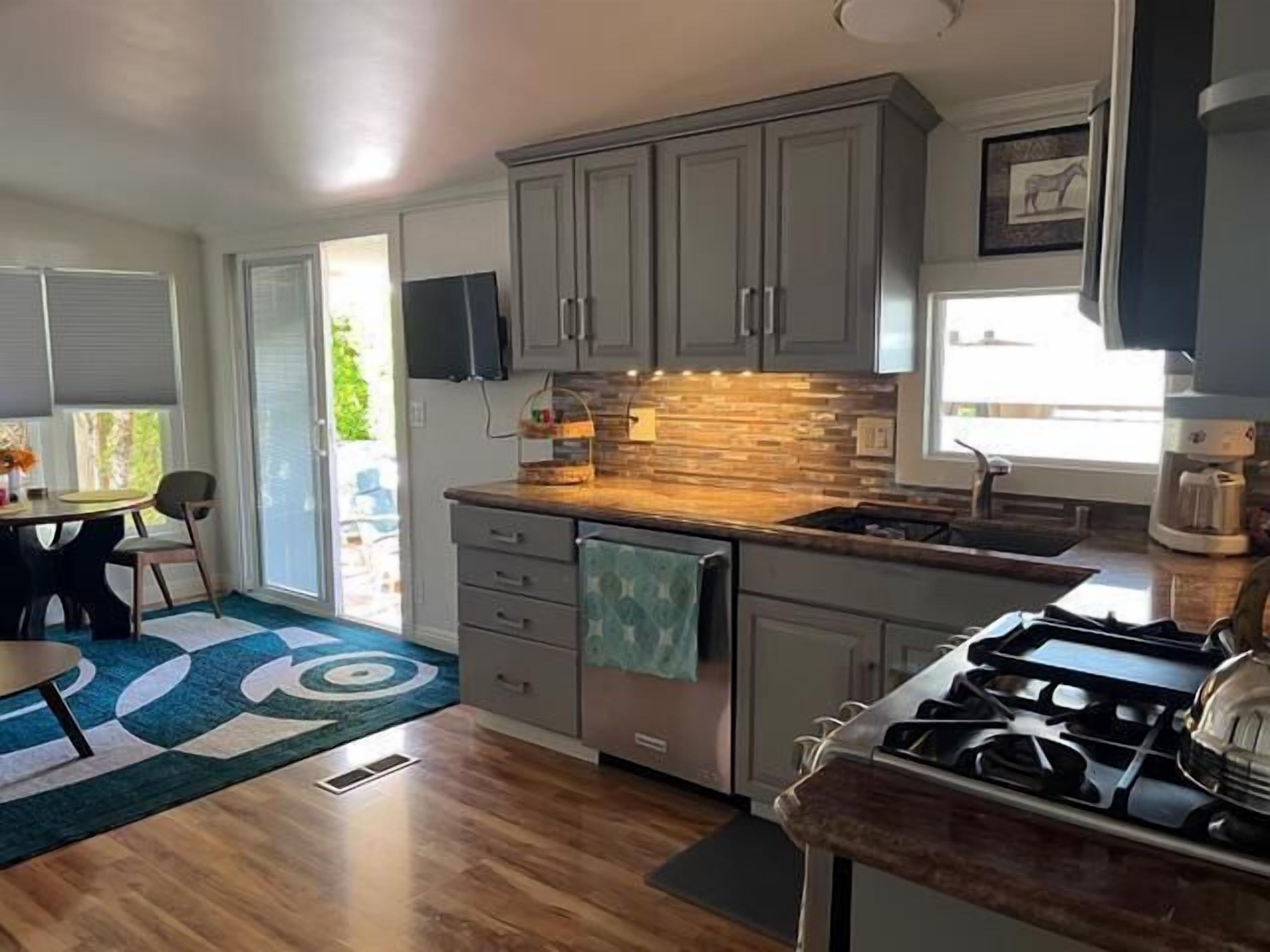 Fridge, microwave, oven, dishwasher