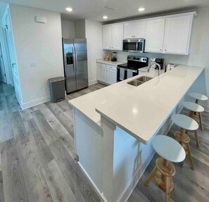 Fridge, microwave, oven, stovetop - Beach Haven: Beautiful views, Kayaks, Pool & more! (Pensacola)