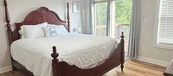 Lake It Easy 3 Level Home