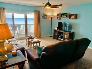 TV - Serenita Ora: Quiet Waterfront Unit with 2 Kayaks! (Pensacola)