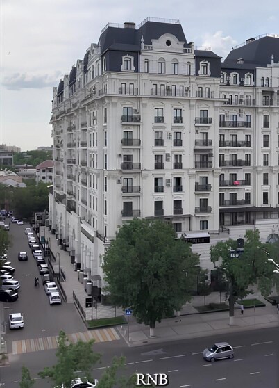 Apartments near metro station Minor