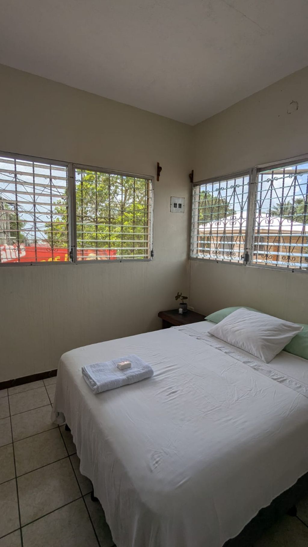 2 soverom, wi-fi (inkludert) og sengetøy