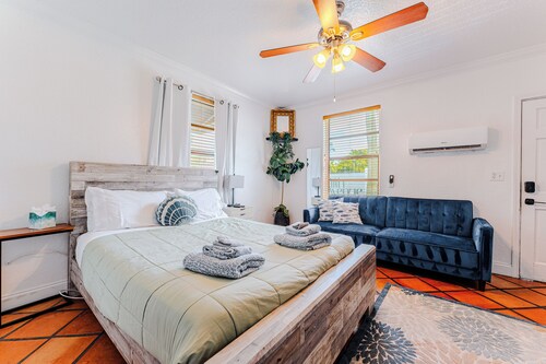 Atlantic Ave Home away from Home