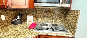 Atlantic Ave Home away from Home