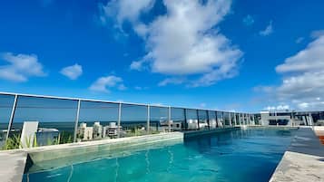 Apartment | Pool | Outdoor pool