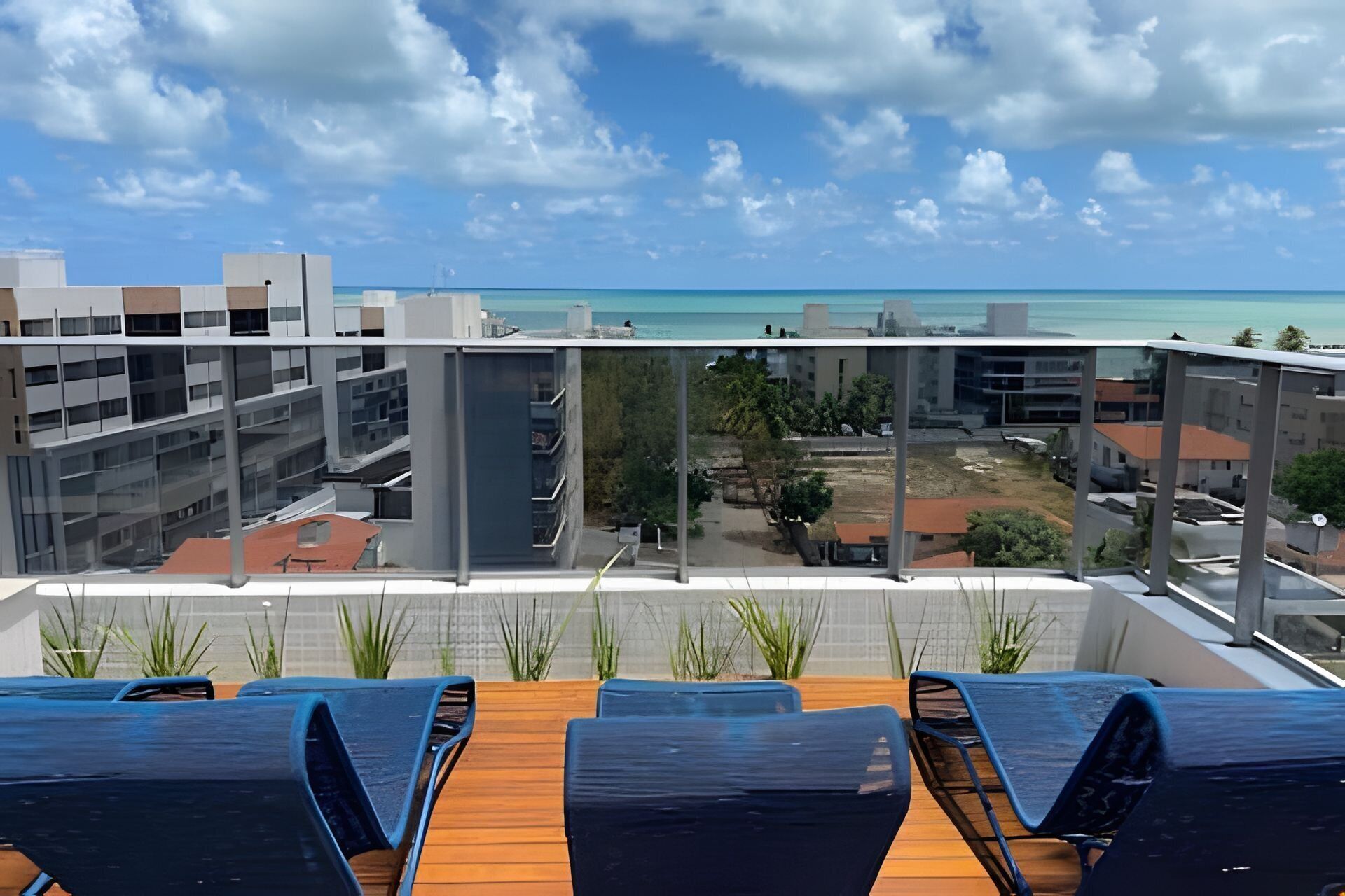 Apartment | Outdoor dining