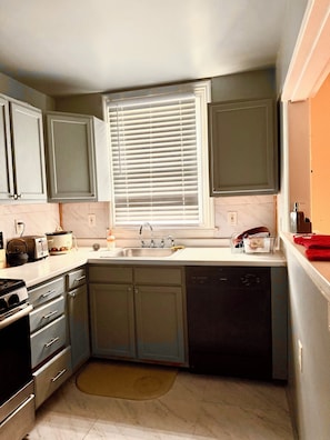 Microwave, oven, stovetop, dishwasher
