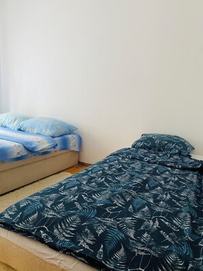 2 bedrooms, internet - Quaint 2-bedroom house in charming Konjic (Konjic)