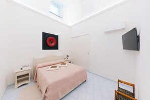 1 bedroom, iron/ironing board, WiFi, bed sheets - VILLA ROSARIO AMALFI ART (VILLA ANGELINA) (Amalfi)