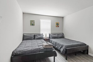 3 chambres, accès au Wi-Fi (inclus), literie fournie