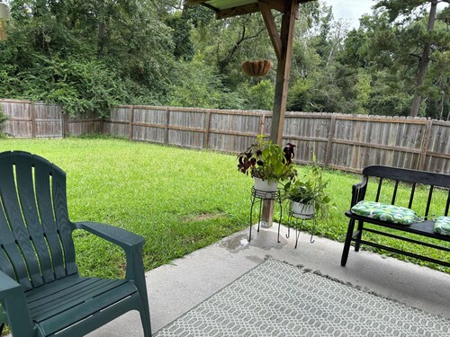 Entire home 3 bed, 2 bath. Near FORT GORDON, great location for The MASTERS.