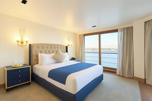 Room - Nile Cruise Royal Queen 2 Every Wednesday from Aswan 3 nights and every Saturday from Luxor 4 nights (Aswan)