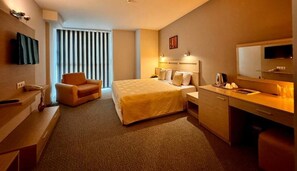 Superior Double Room, City View | In-room safe, soundproofing, iron/ironing board, free WiFi