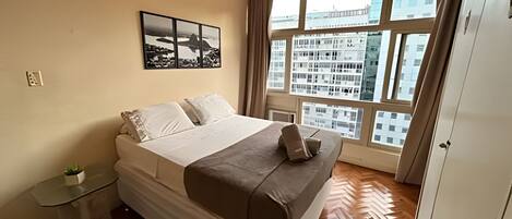 1 Schlafzimmer, Bügeleisen/Bügelbrett, Bettwäsche