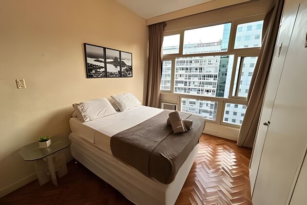 1 bedroom, iron/ironing board, bed sheets