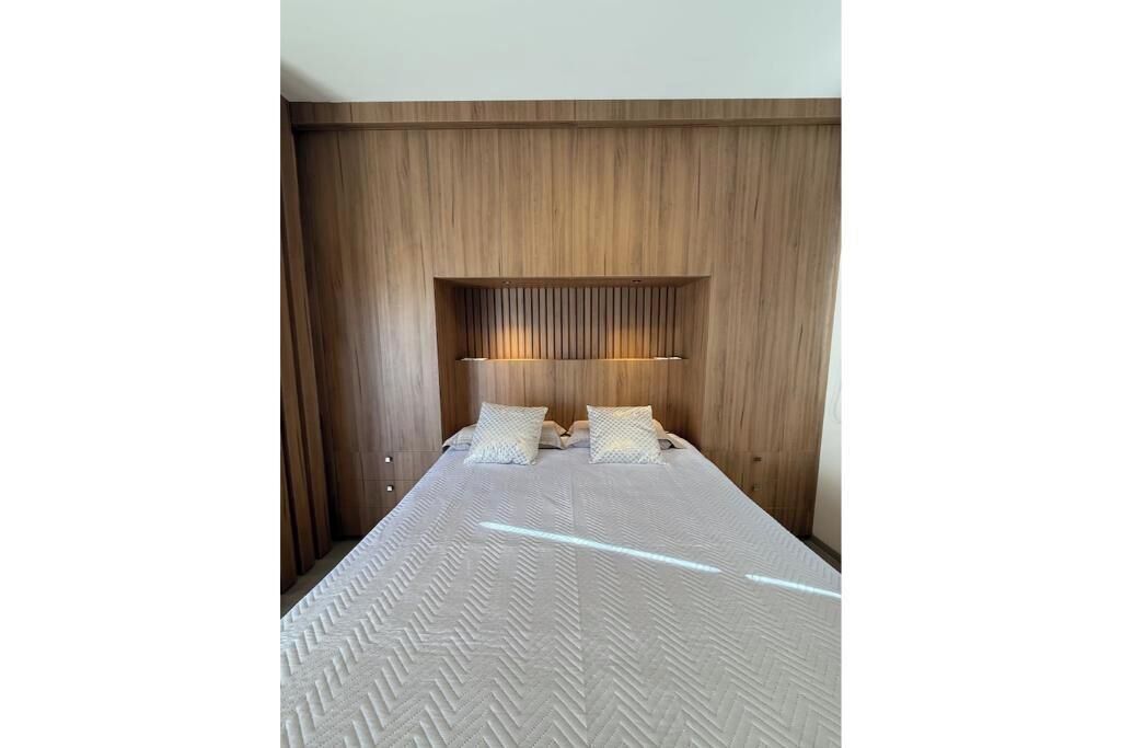 1 habitación, acceso a internet y ropa de cama 