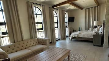 Premium bedding, iron/ironing board, free WiFi, bed sheets