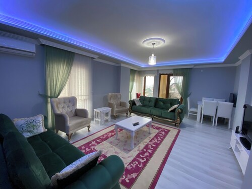 1 apartment for rent with sea, nature and city views