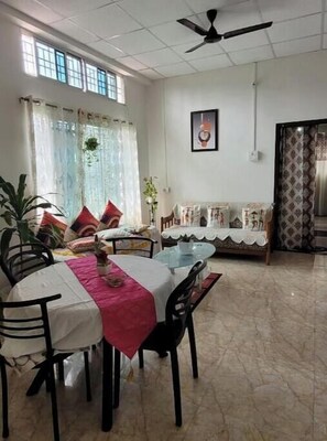 تناول الطعام