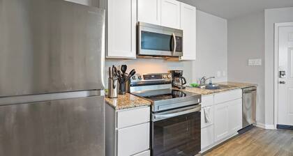 Delightful 3-bedroom house with AC in Houston