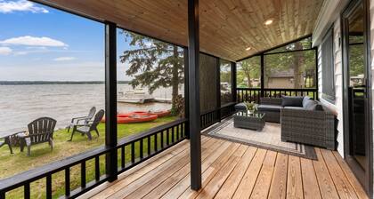 Lakefront Fun! Kayaks, Fire Pit & Bunkhouse!