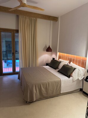 In-room safe, blackout drapes, soundproofing, iron/ironing board