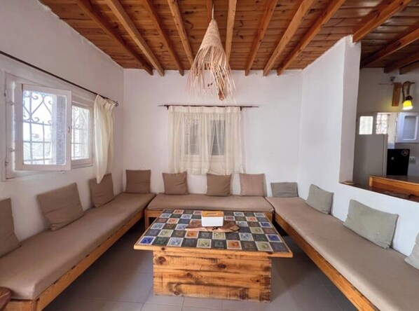 Interior - sea front 2-bedroom apartment in Asslah. (Dahab)