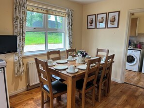 Dining - Ewe View Cottage (Enniskillen)