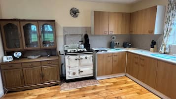 Microwave, oven, stovetop