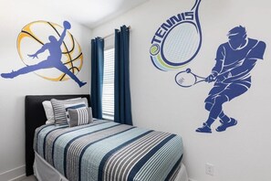 4 chambres, fer et planche à repasser, Wi-Fi, draps fournis