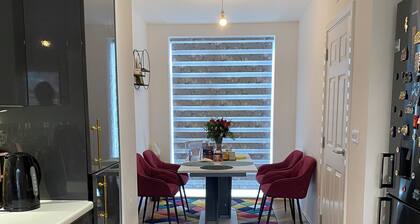 Stylish house in Rotherham/Sheffield area, with free private parking.