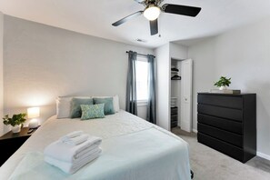 2 Schlafzimmer, Bügeleisen/Bügelbrett, Internetzugang, Bettwäsche