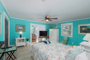 4 bedrooms, iron/ironing board, free WiFi, bed sheets