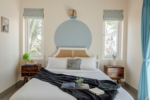 Superior-lejlighed - udsigt til pool | Premium-sengetøj, mørklægningsgardiner, strygejern/strygebræt