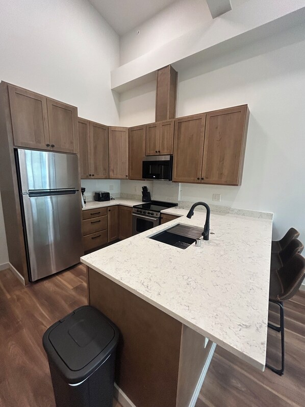 Microwave, oven, stovetop, dishwasher