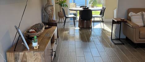 Smart-tv, bøger, musikbibliotek