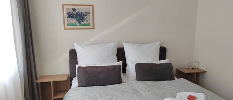 1 bedroom, iron/ironing board, free WiFi, bed sheets