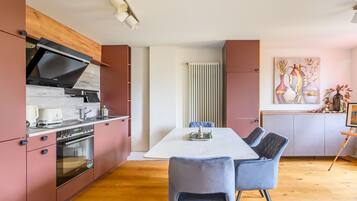 Frigorifero, forno, lavastoviglie, macchina per tè/caffè