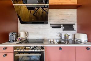 Frigorifero, forno, lavastoviglie, macchina per tè/caffè