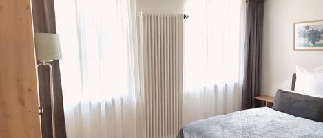 1 Schlafzimmer, Bügeleisen/Bügelbrett, kostenloses WLAN, Bettwäsche