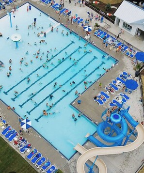 Pool - Spacious 3BR/2BA Lakeside Retreat - Modern Comfort, Historic Charm. (Lakeside)