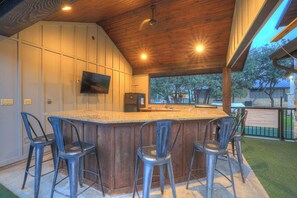 Bar (in der Unterkunft)