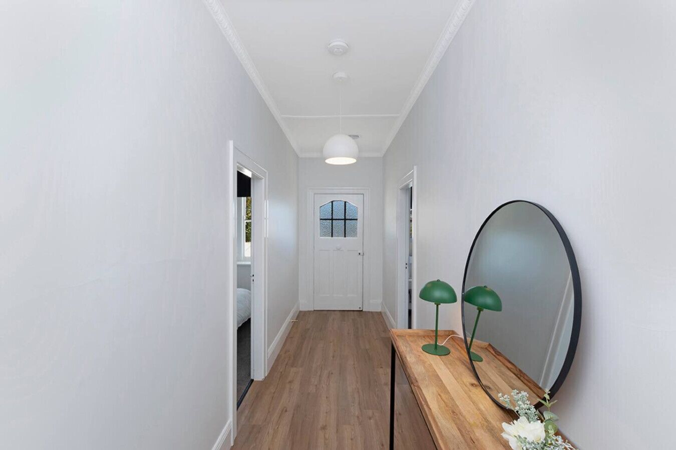 3 bedrooms, desk, iron/ironing board, WiFi