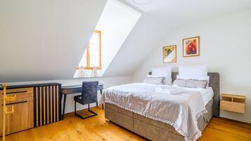 2 chambres, fer et planche Ă repasser, Wi-Fi gratuit, draps fournis