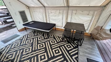 1 quarto