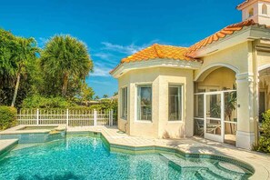 Pool - Enchanting 3-bedroom house in Sanibel with Pool (Sanibel)