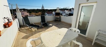 Two bedroom townhouse with private terrace