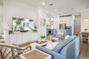 House (4 Bedrooms) | Exterior